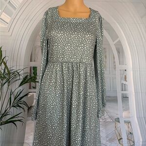 Elegant Green Polka Dot Dress